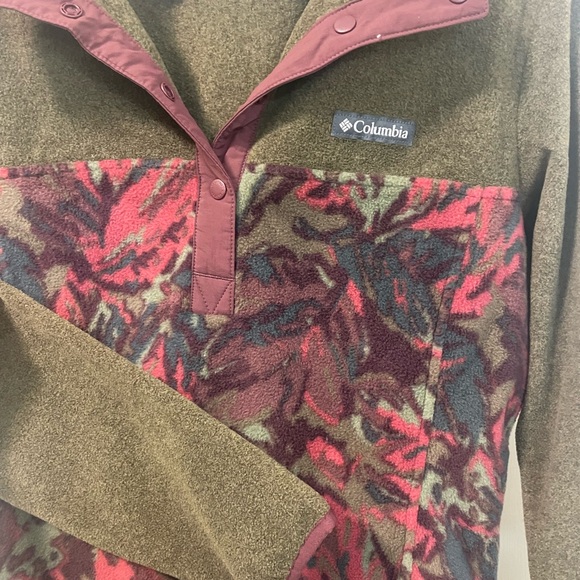 Brand new Columbia pullover fleece - Picture 5 of 5